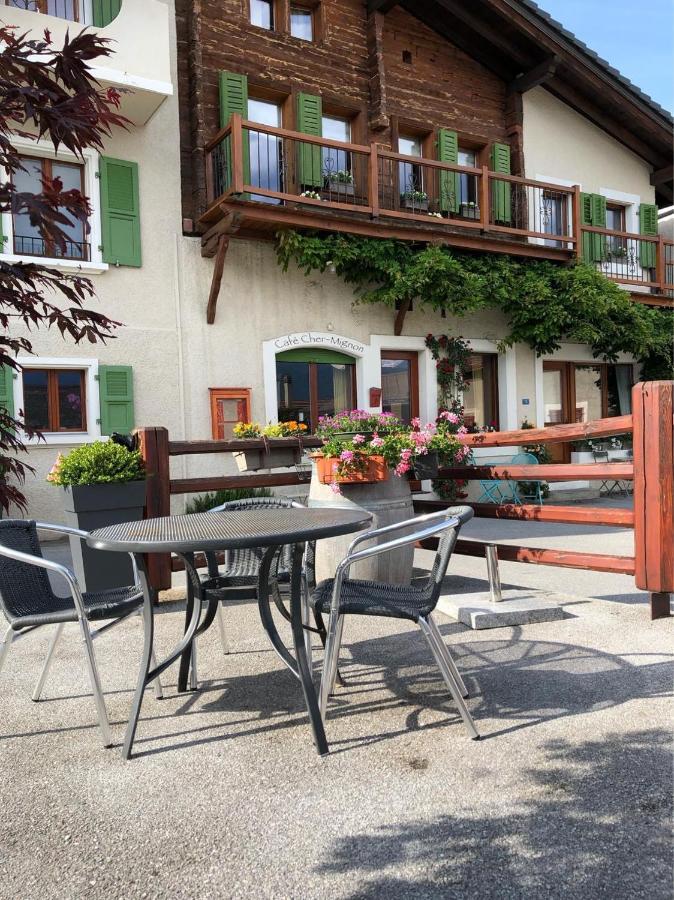 Cafe Cher-Mignon Et Chambres D'Hotes Chermignon-d'en Haut エクステリア 写真